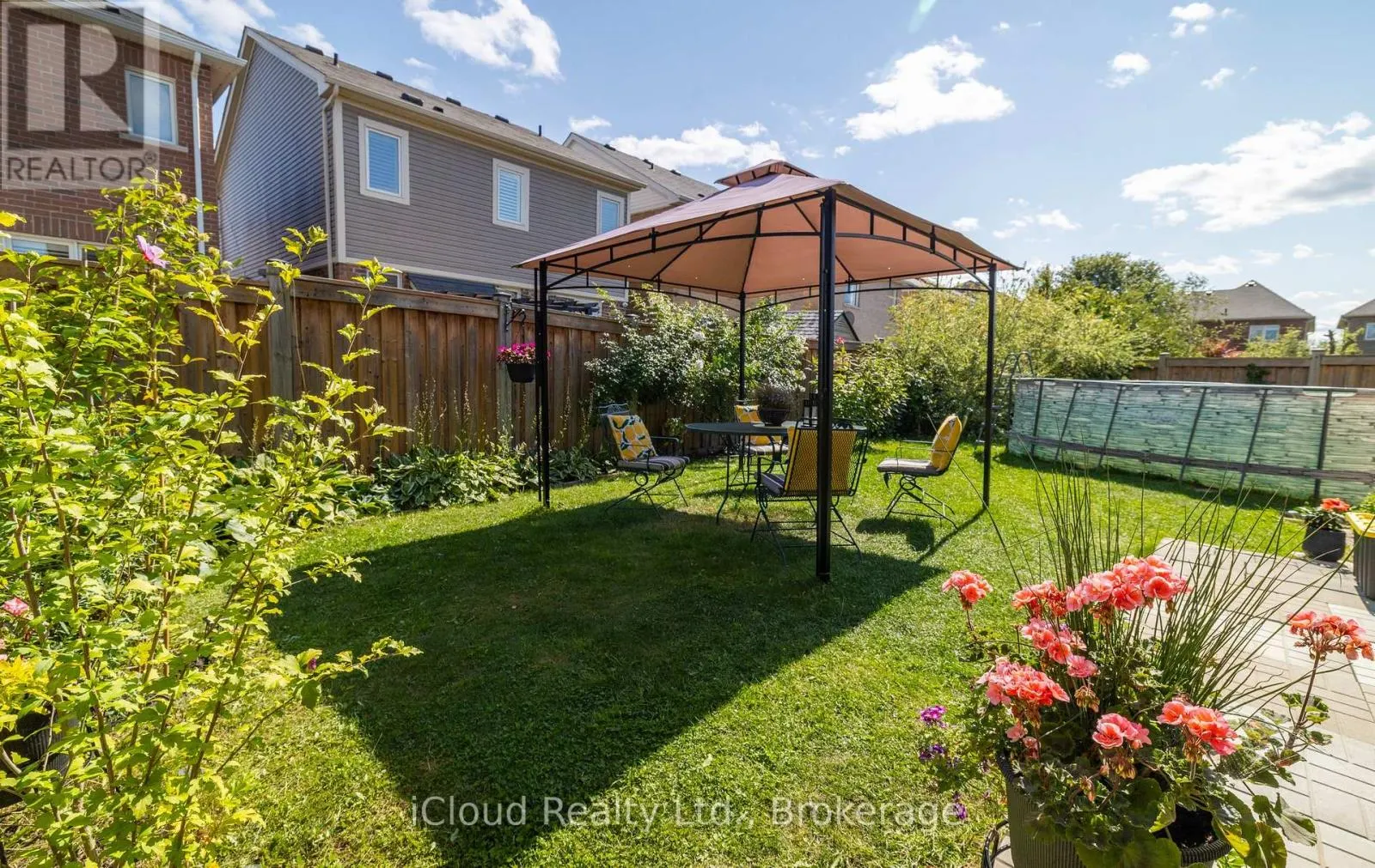 954 PENSON CRESCENT