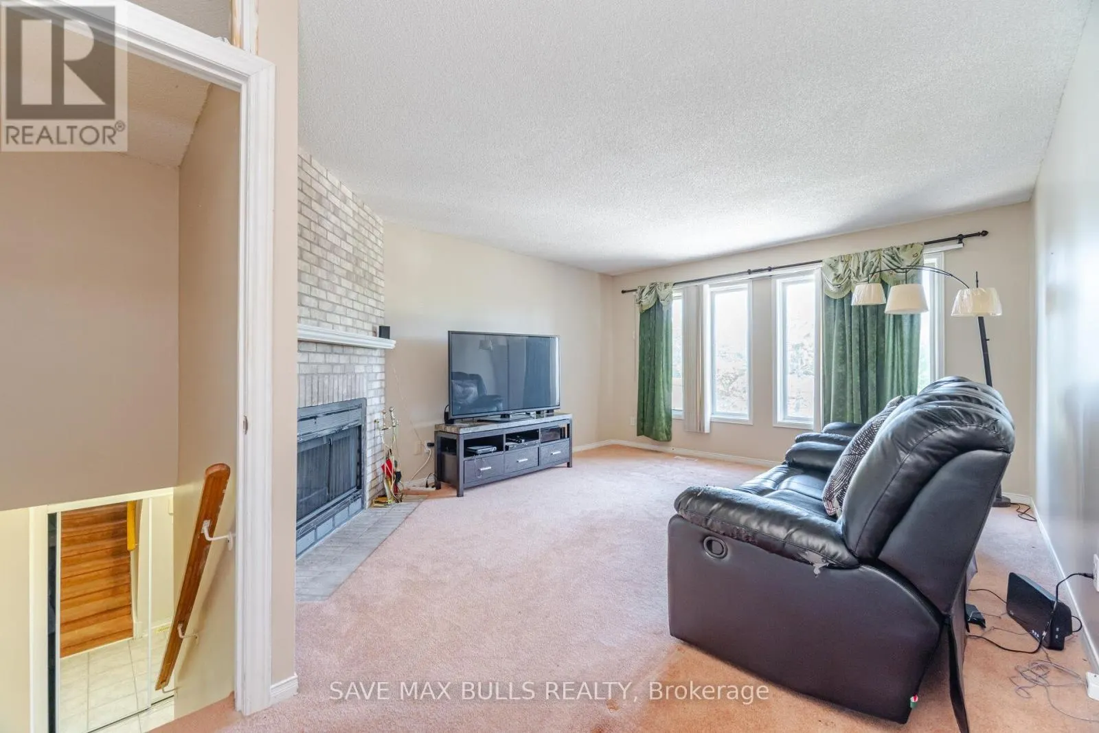 146 TOBA CRESCENT
