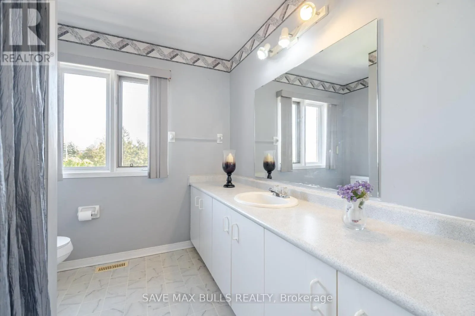 146 TOBA CRESCENT