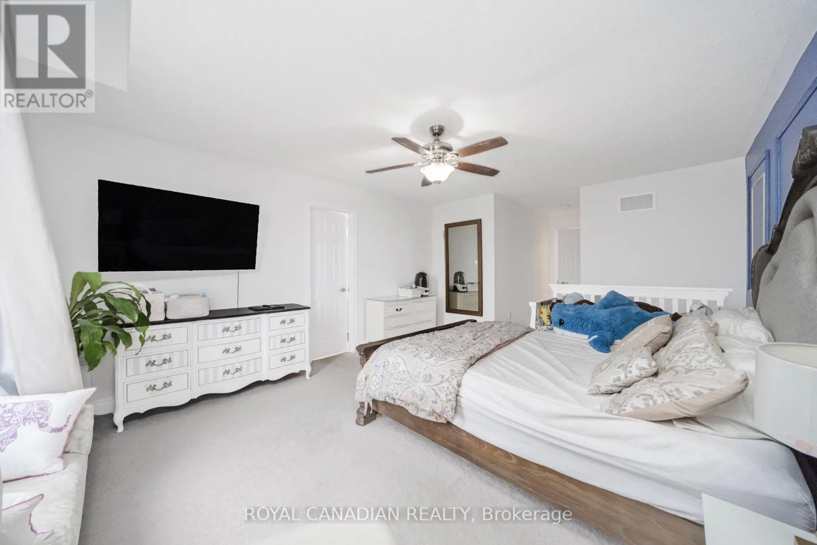 104 BRANIGAN CRESCENT