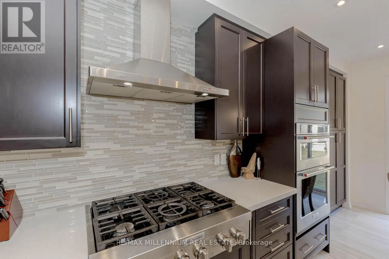639 BEARBERRY PLACE