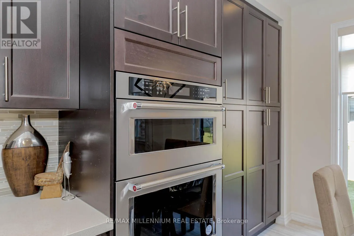 639 BEARBERRY PLACE