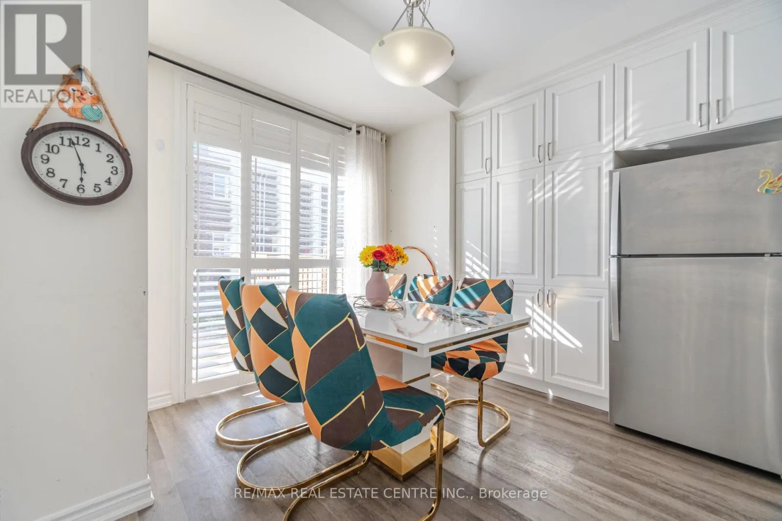 28 - 975 WHITLOCK AVENUE