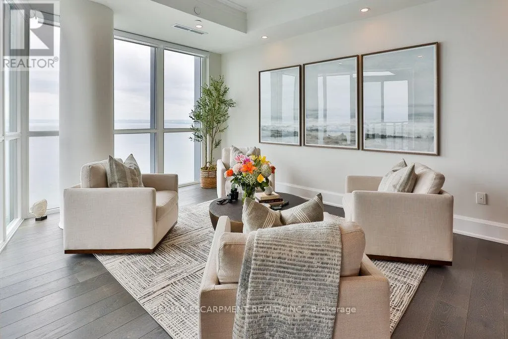 2101 - 2060 LAKESHORE ROAD
