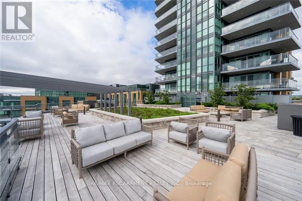 2101 - 2060 LAKESHORE ROAD