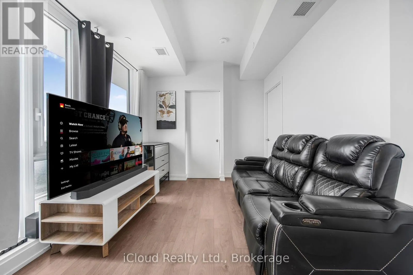709 - 215 VETERANS DRIVE