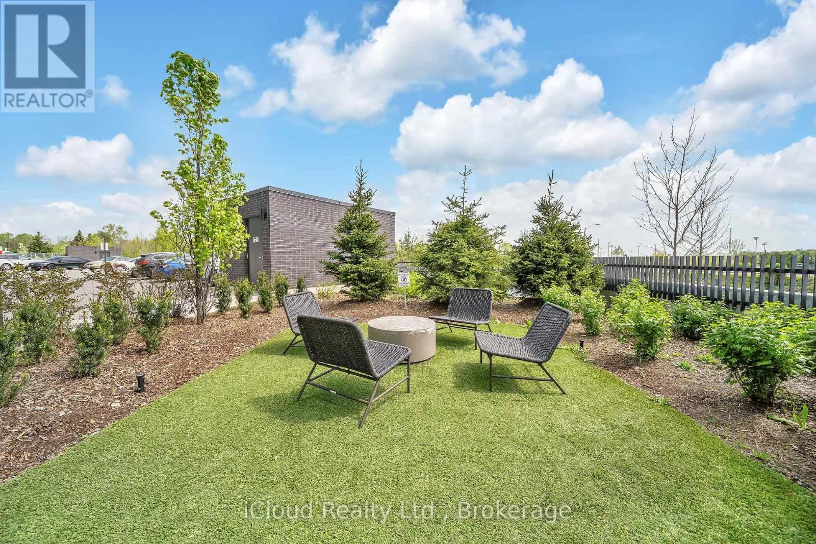 709 - 215 VETERANS DRIVE