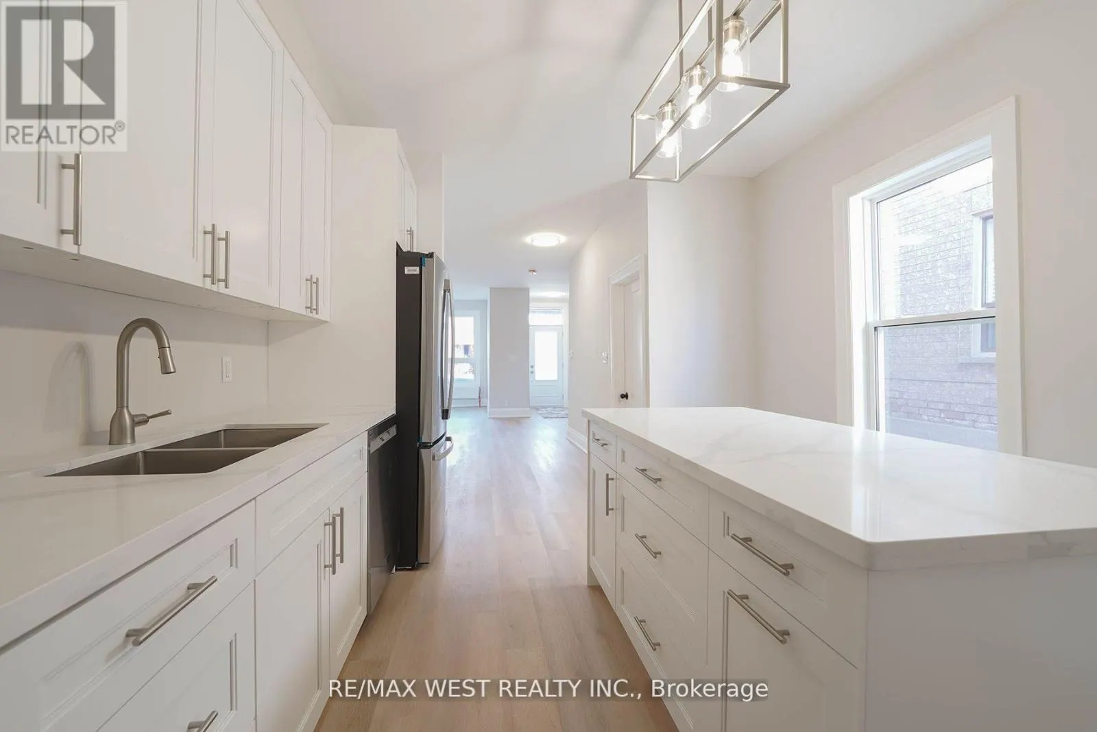 115 EDWIN AVENUE