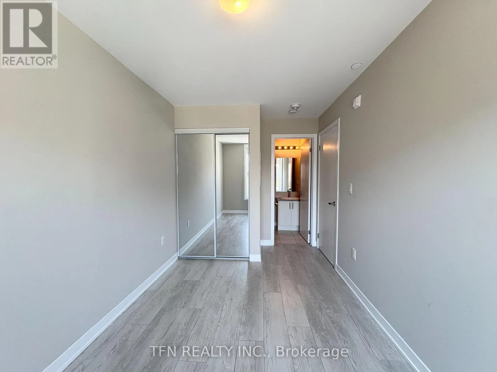 307 - 3401 RIDGEWAY DRIVE