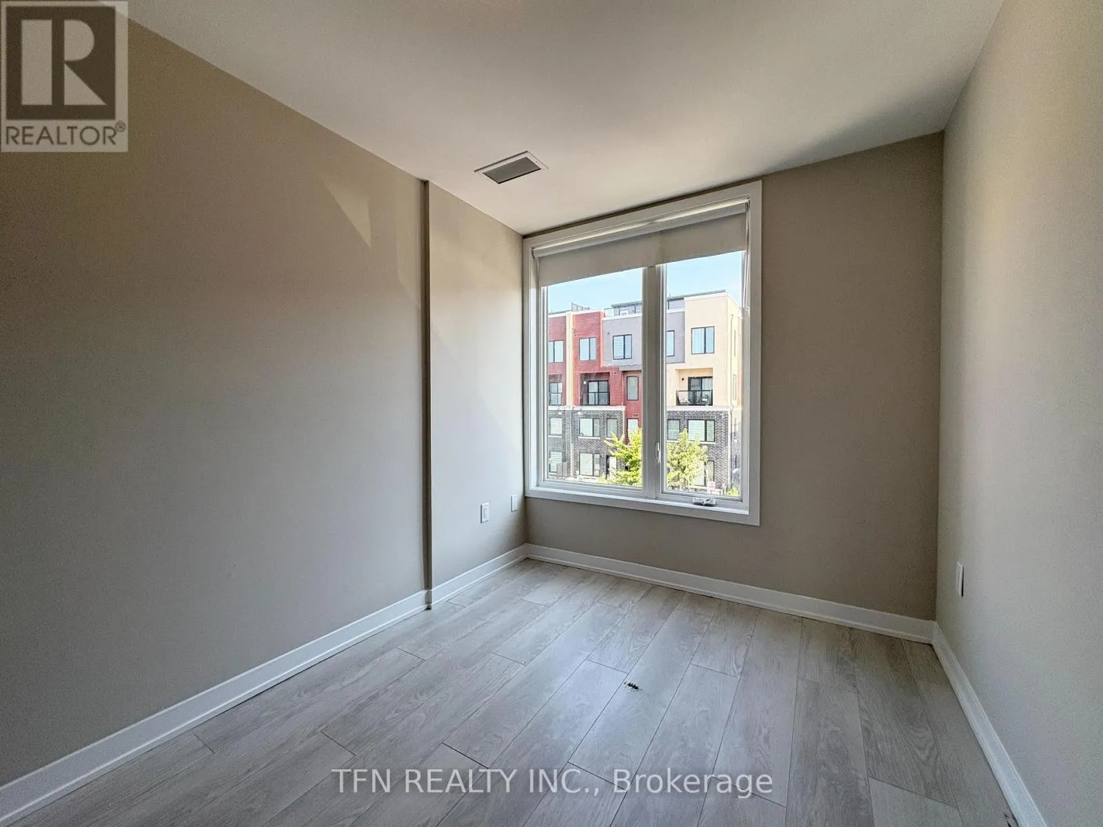 307 - 3401 RIDGEWAY DRIVE
