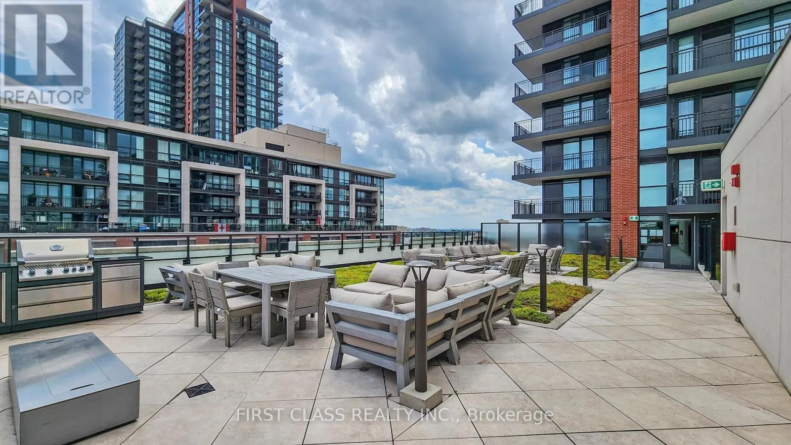526 - 3091 DUFFERIN STREET