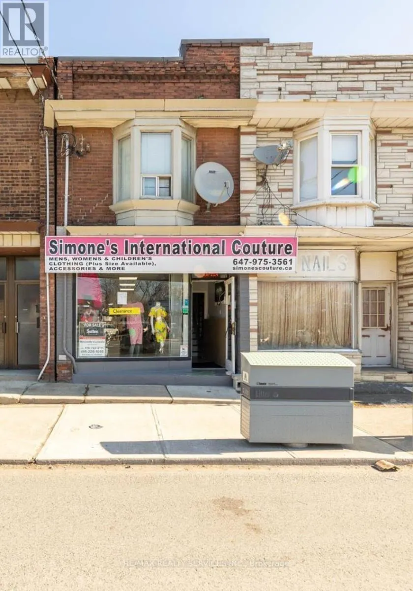 1085 WESTON ROAD