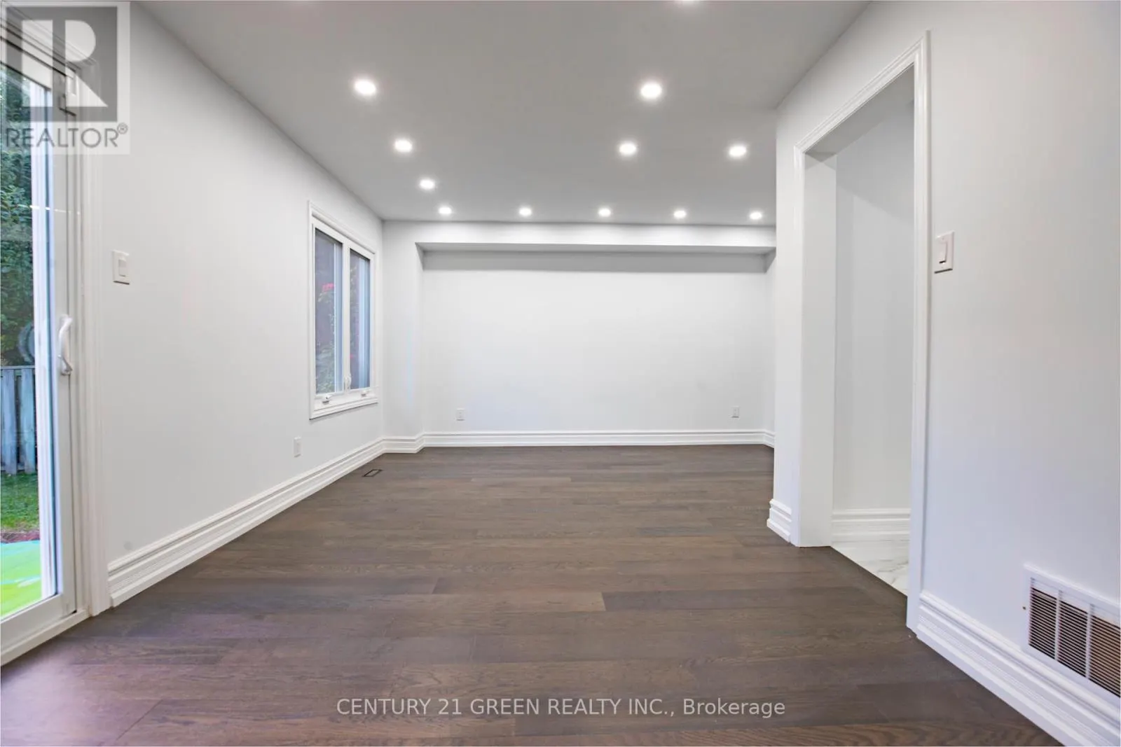 3012 OLYMPUS MEWS