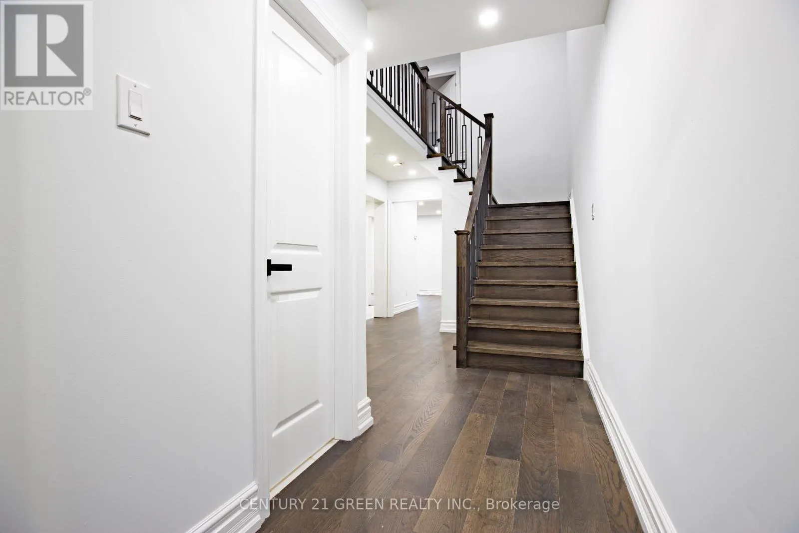 3012 OLYMPUS MEWS