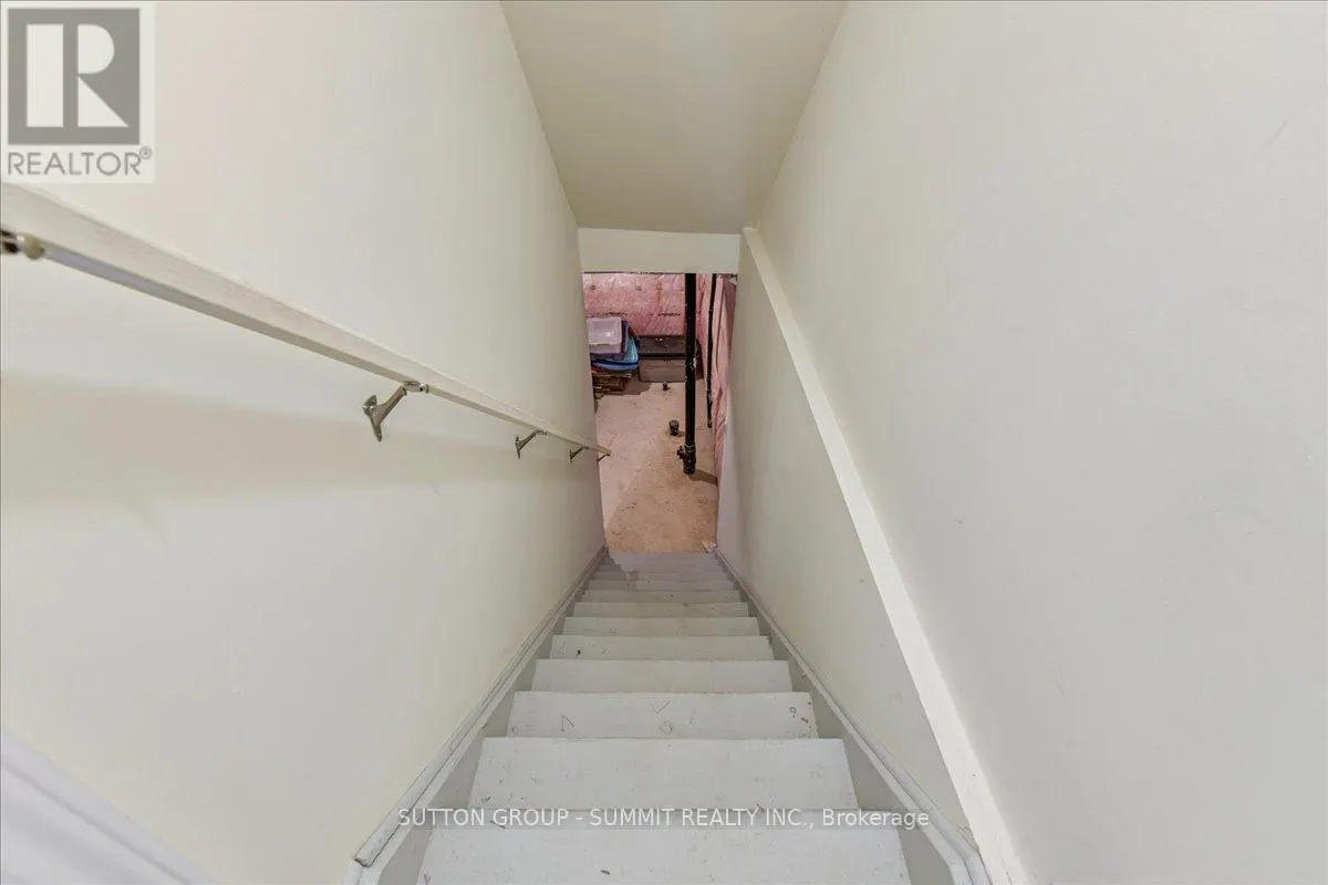 242 ANDREWS TRAIL