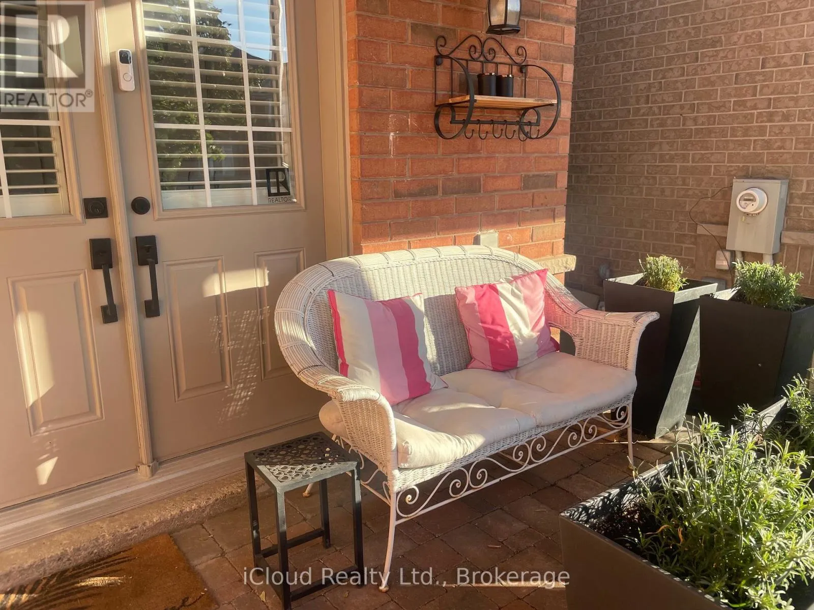 22 FALLGATE DRIVE