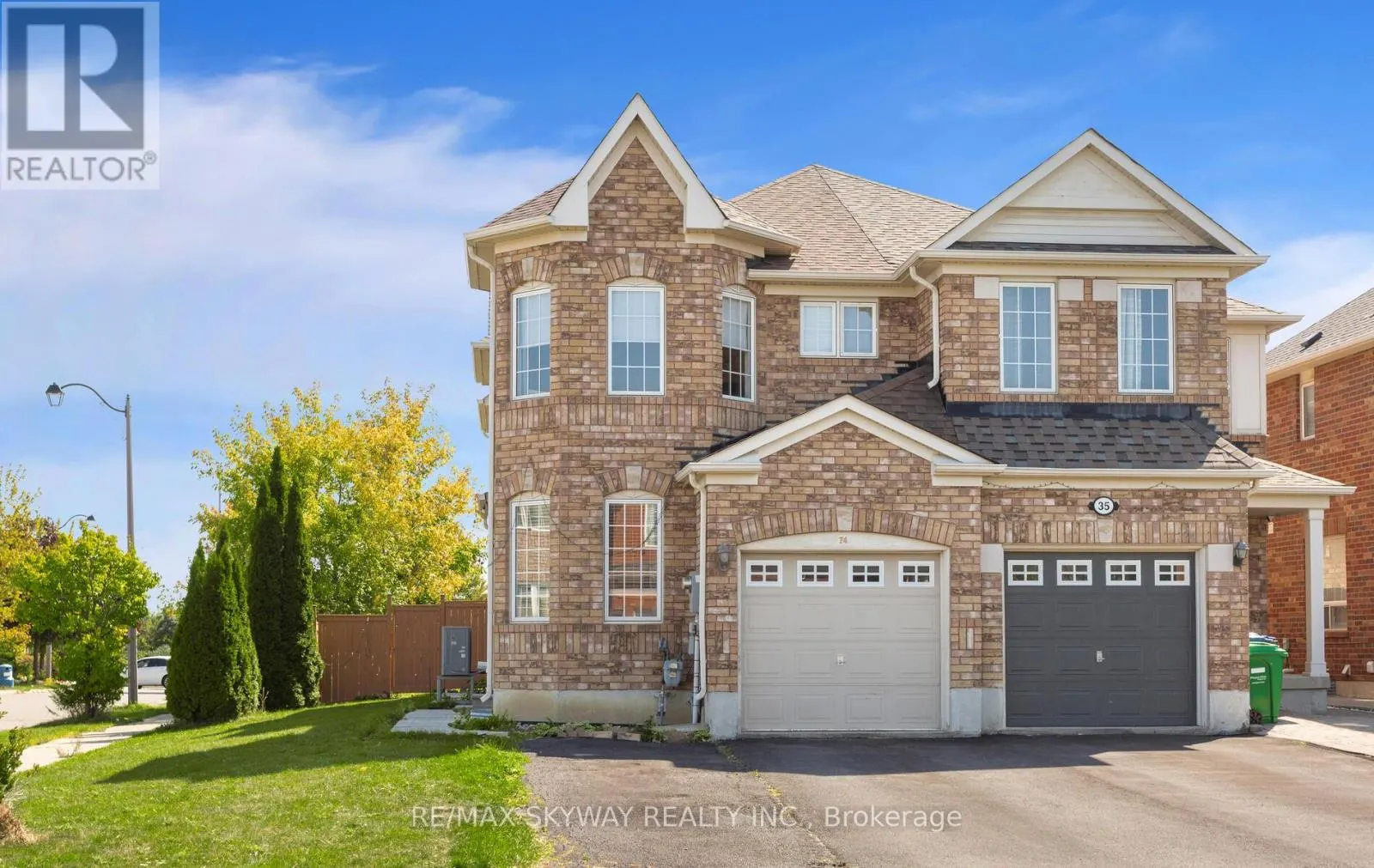 74 MAGNIFICENT COURT