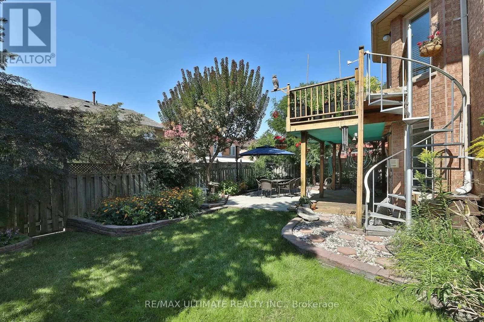 1169 EWING CRESCENT