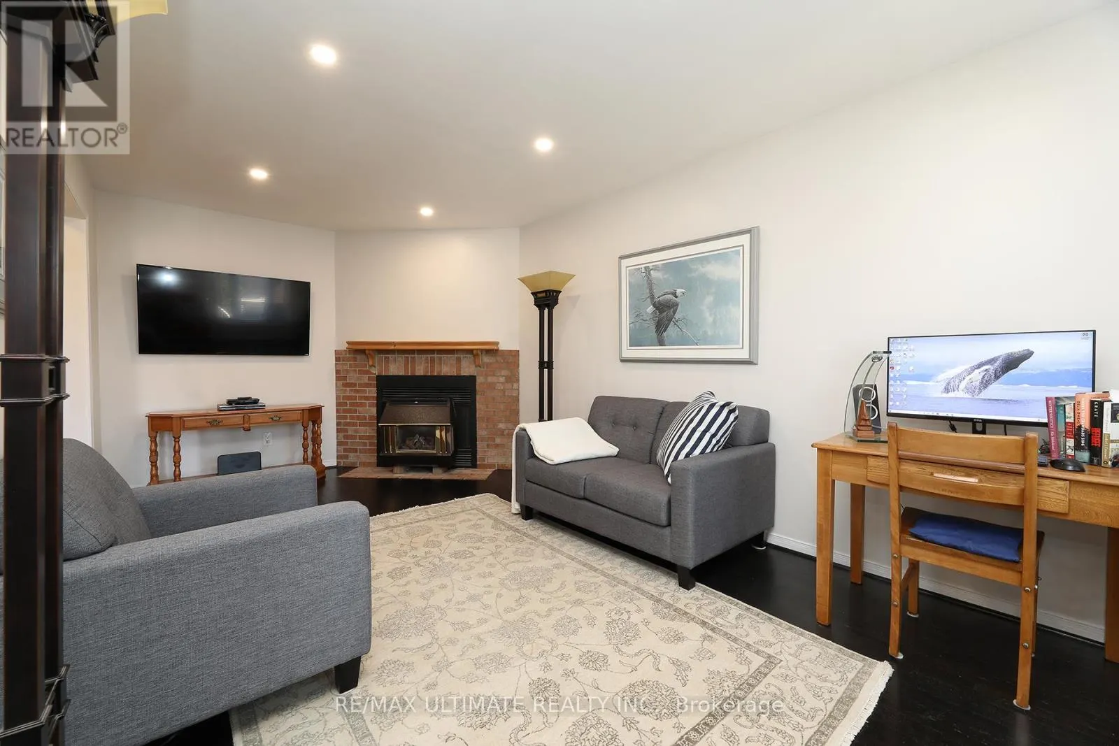 1169 EWING CRESCENT