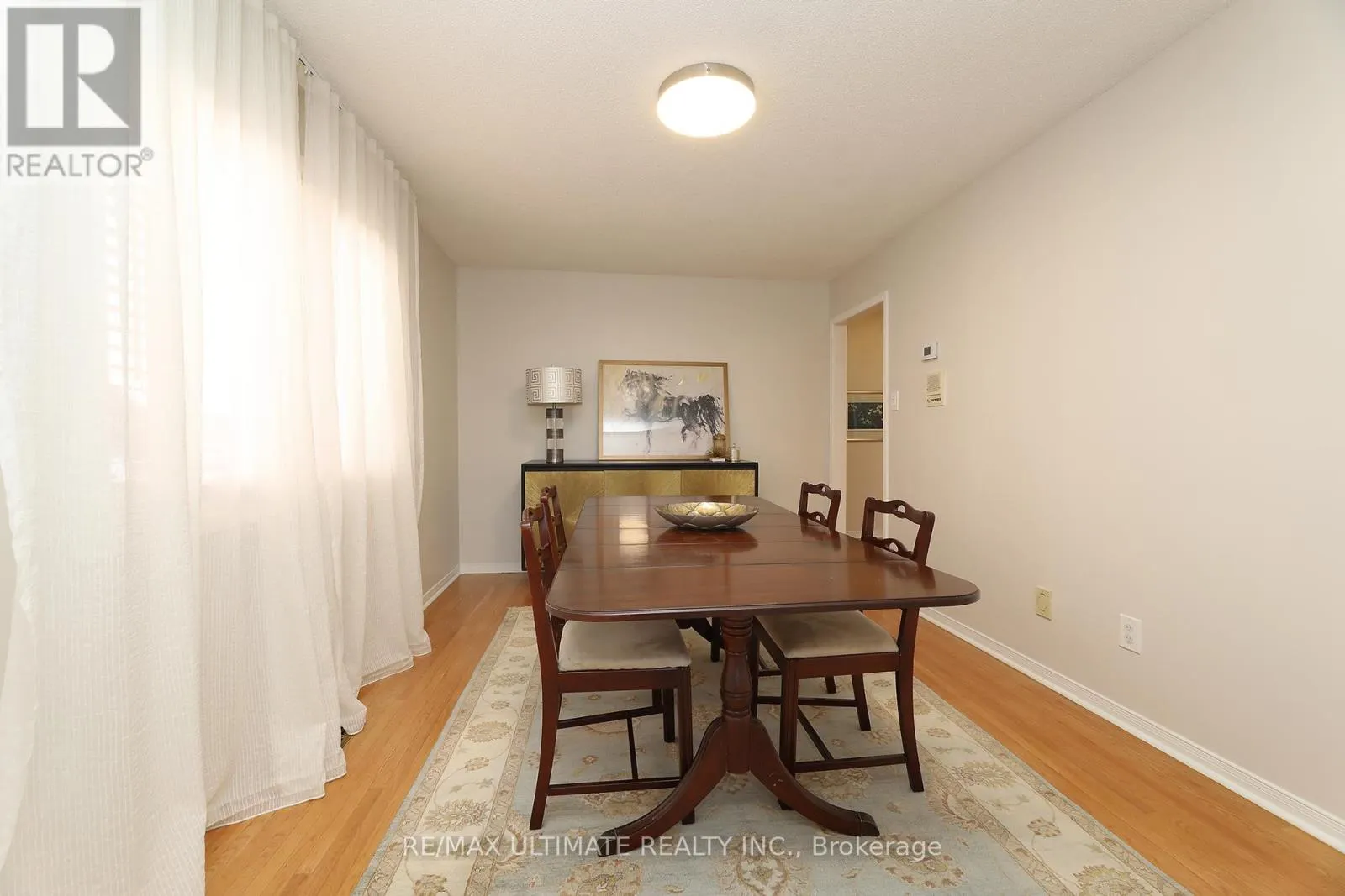 1169 EWING CRESCENT