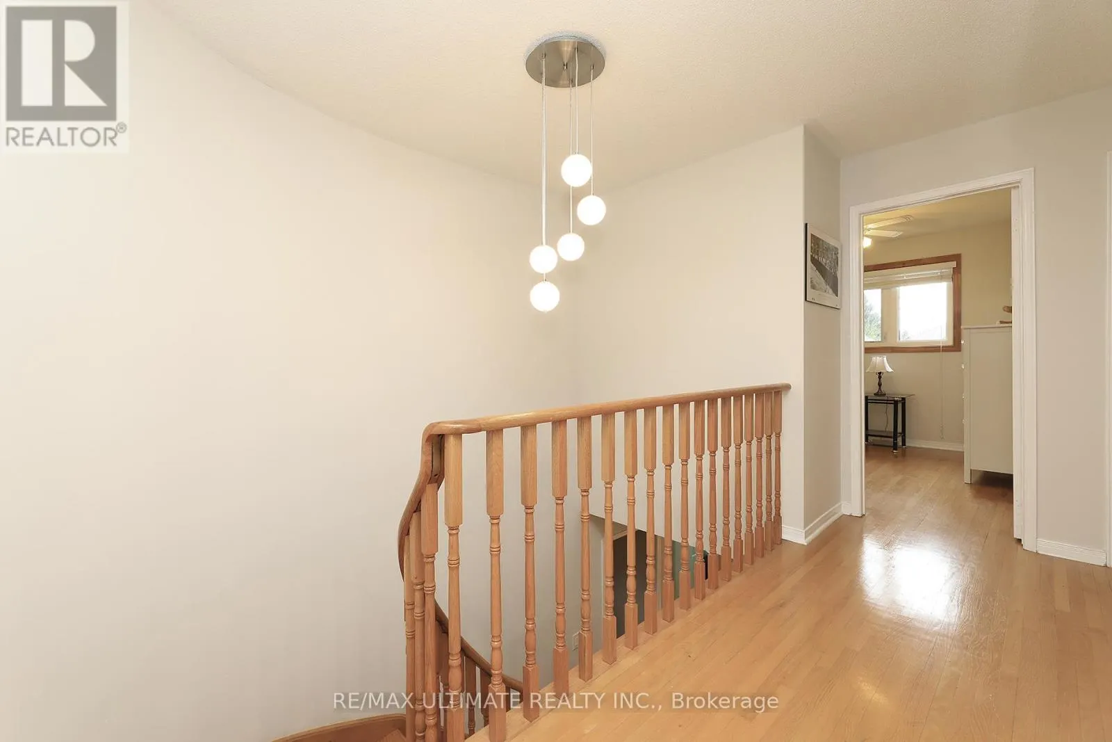 1169 EWING CRESCENT