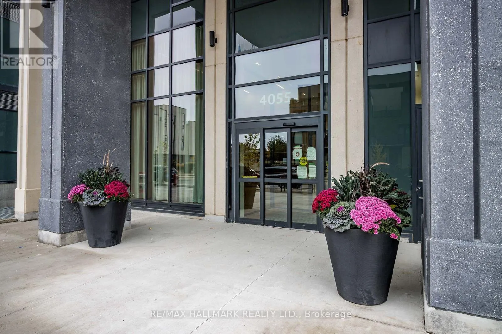 325 - 4055 PARKSIDE VILLAGE DRIVE