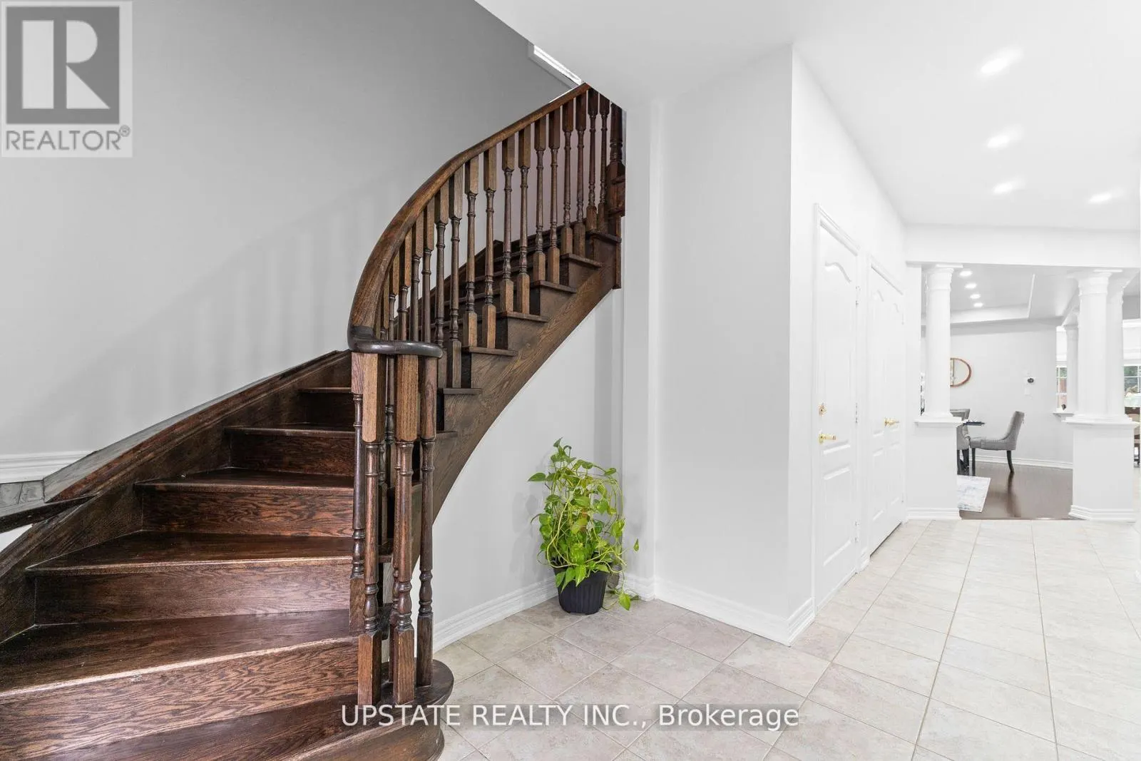 38 STEPHANIE AVENUE