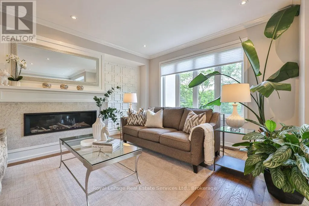34 - 2400 NEYAGAWA BOULEVARD, #34