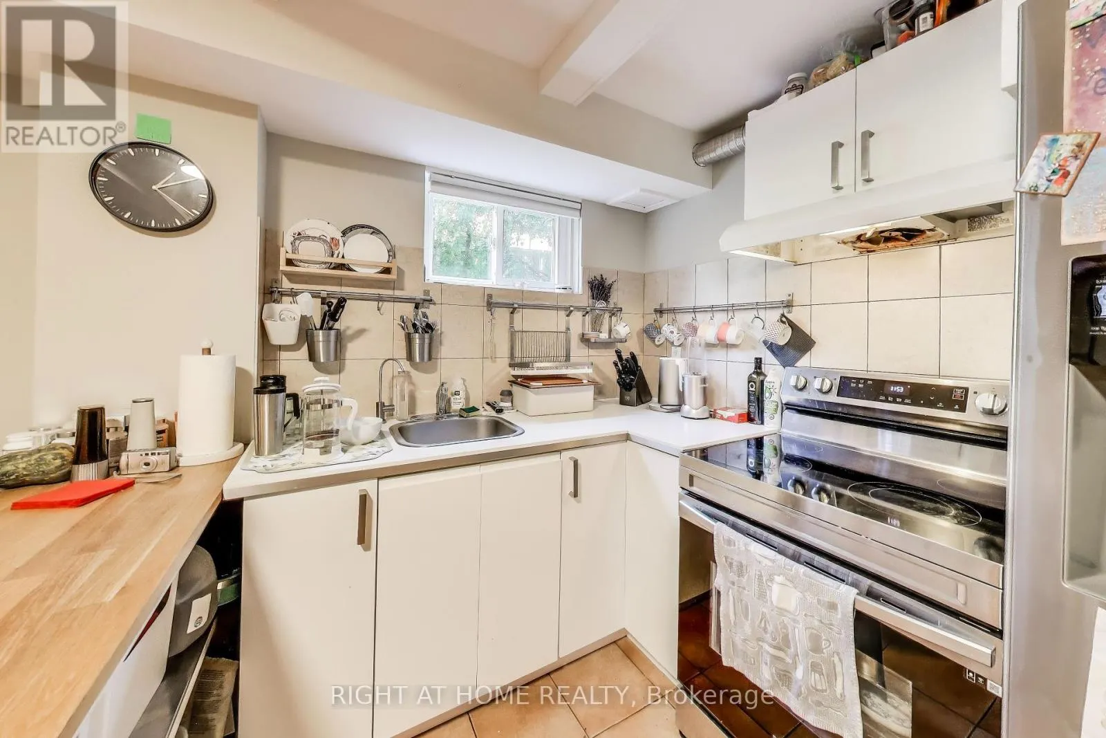 494 MEADOWS BOULEVARD