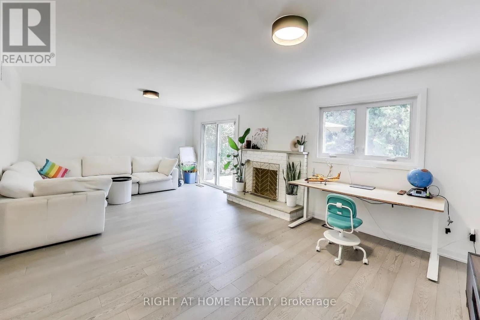 494 MEADOWS BOULEVARD