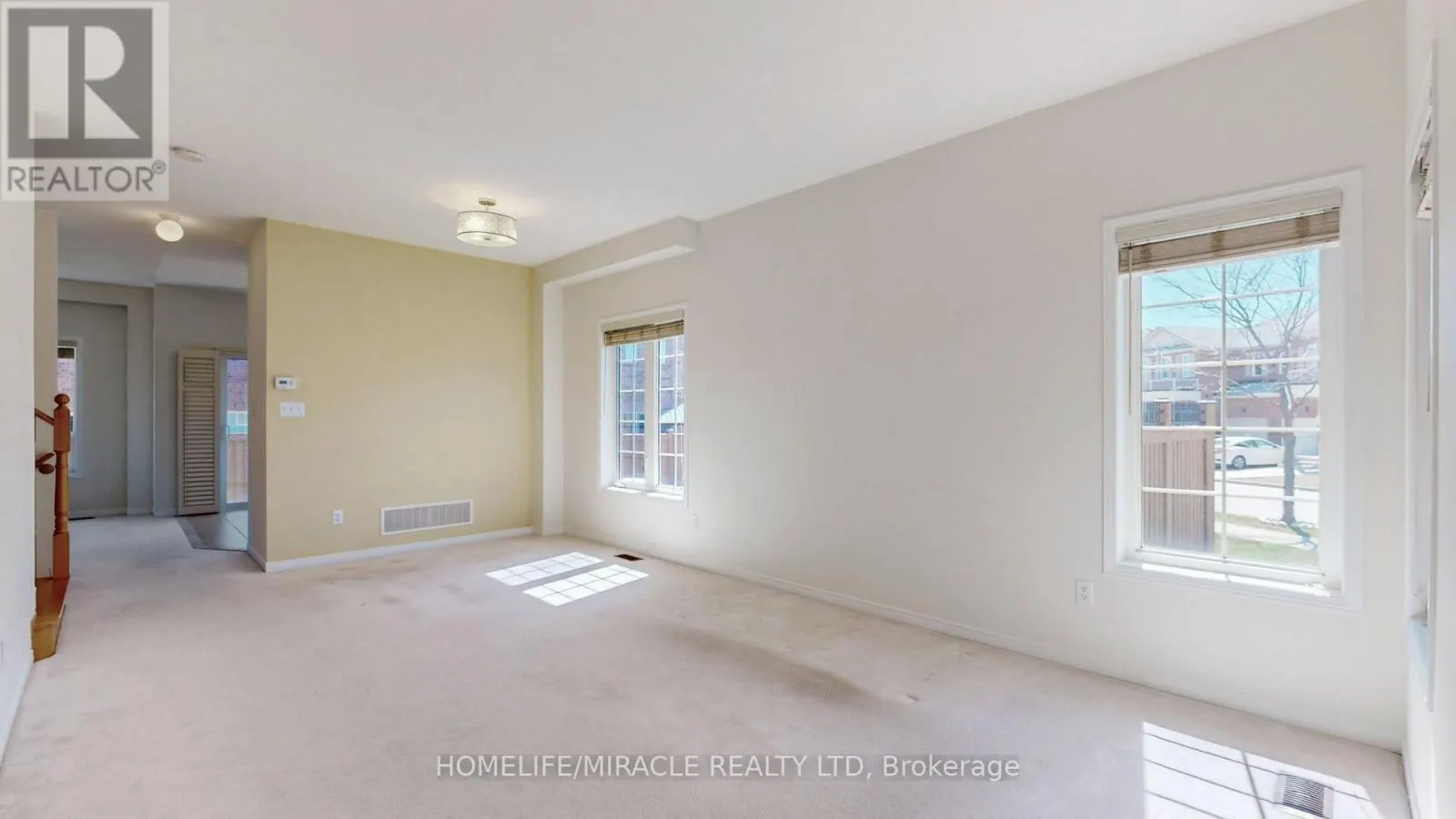 59 COMMODORE DRIVE