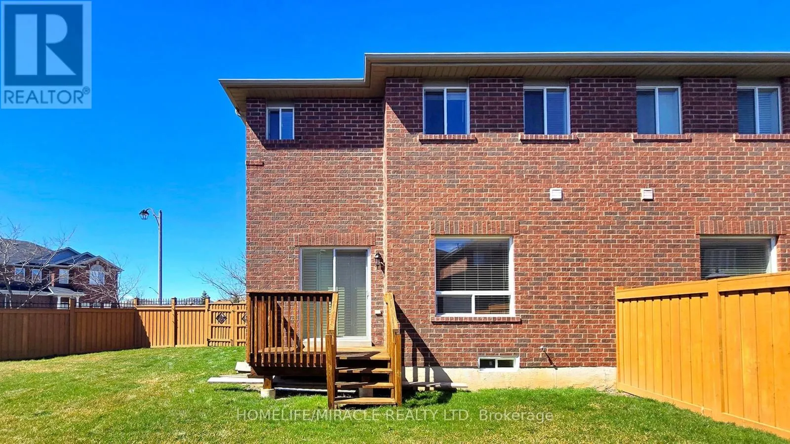 59 COMMODORE DRIVE