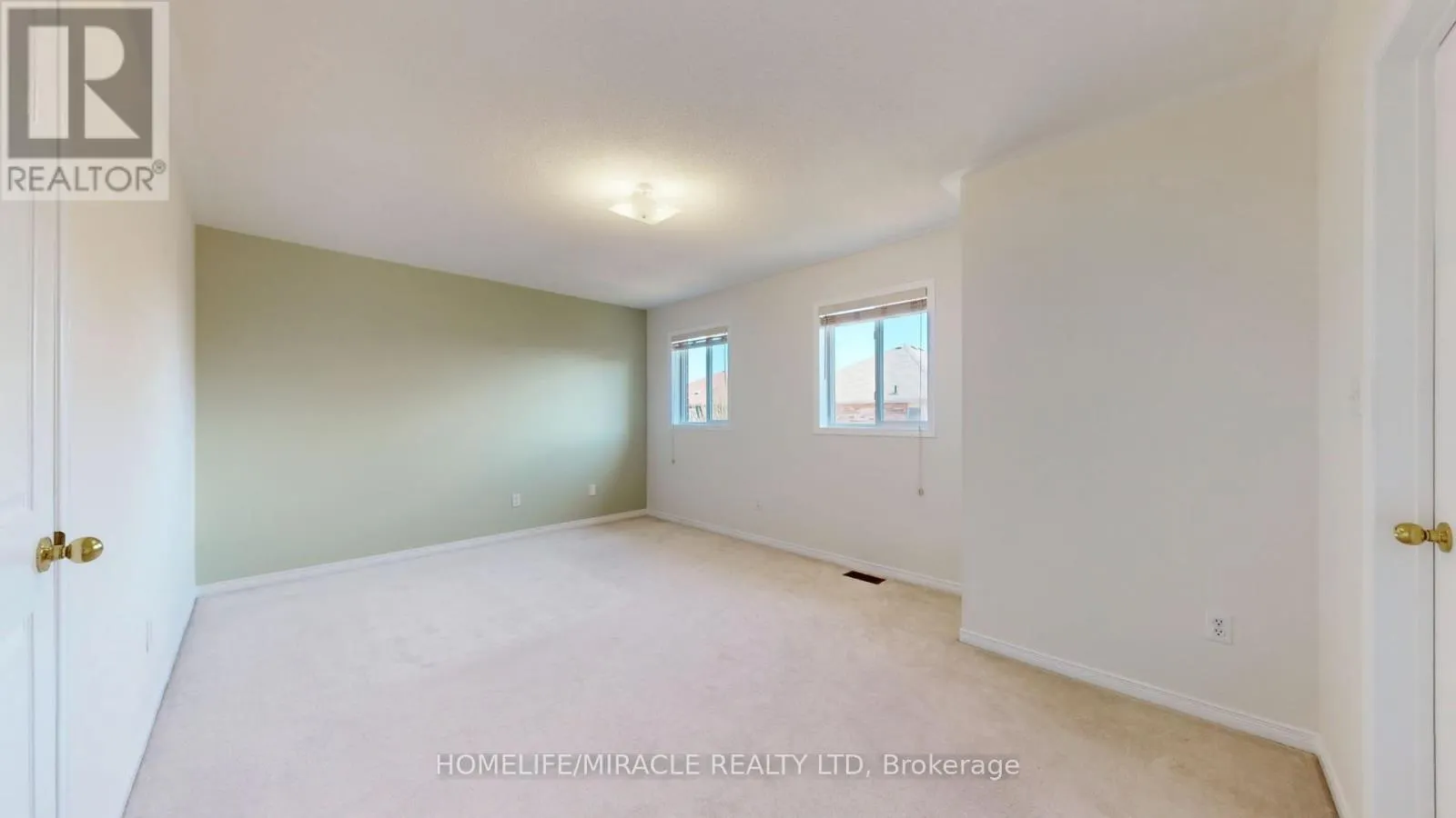 59 COMMODORE DRIVE