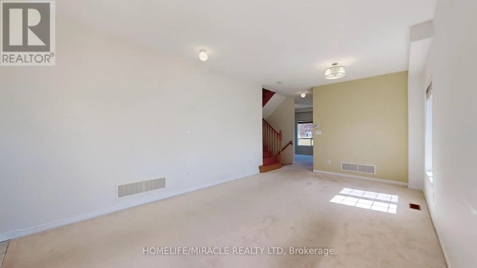 59 COMMODORE DRIVE
