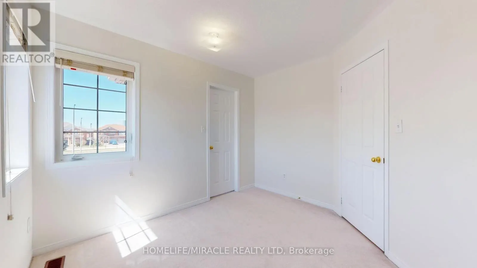 59 COMMODORE DRIVE