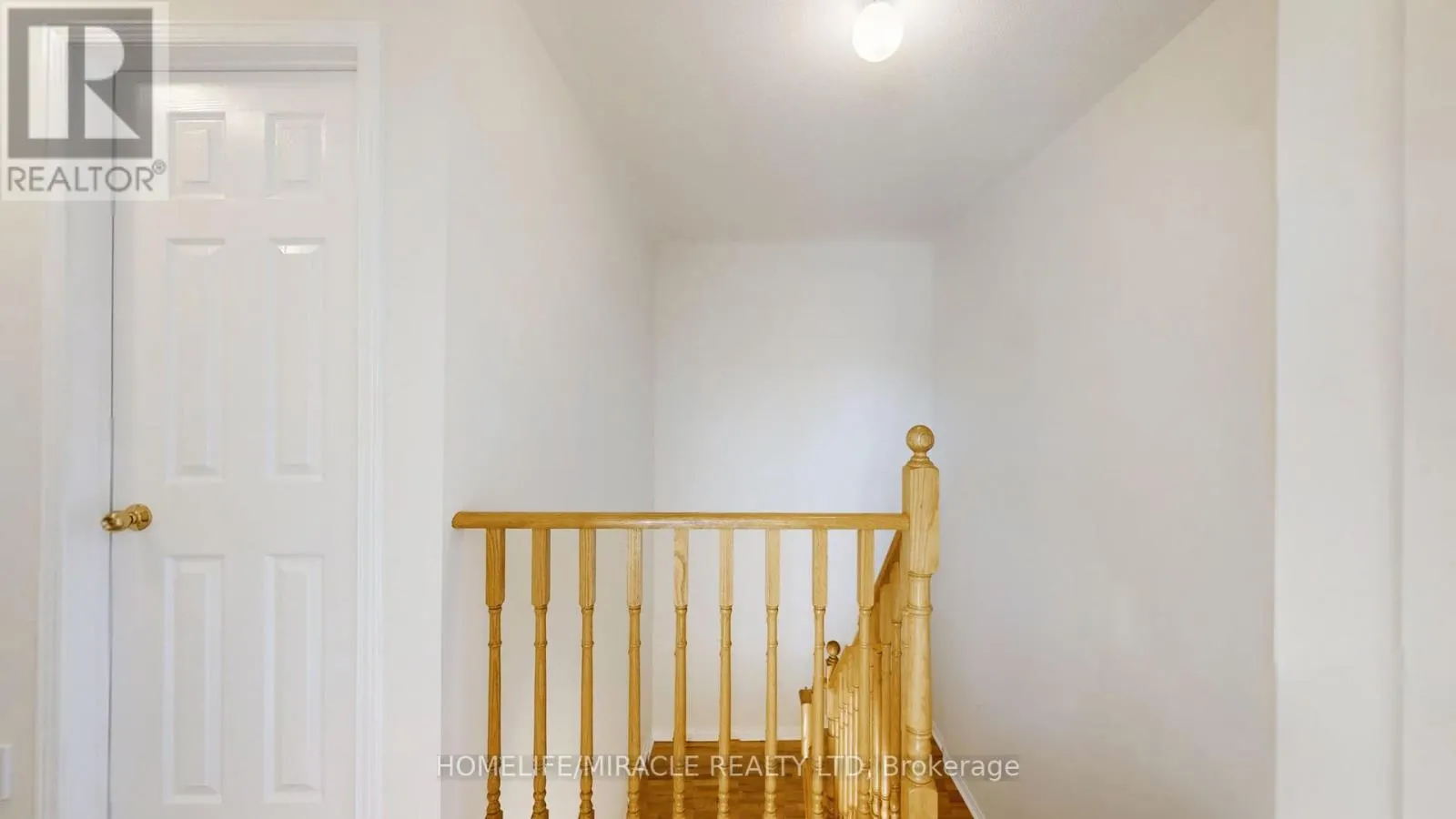 59 COMMODORE DRIVE