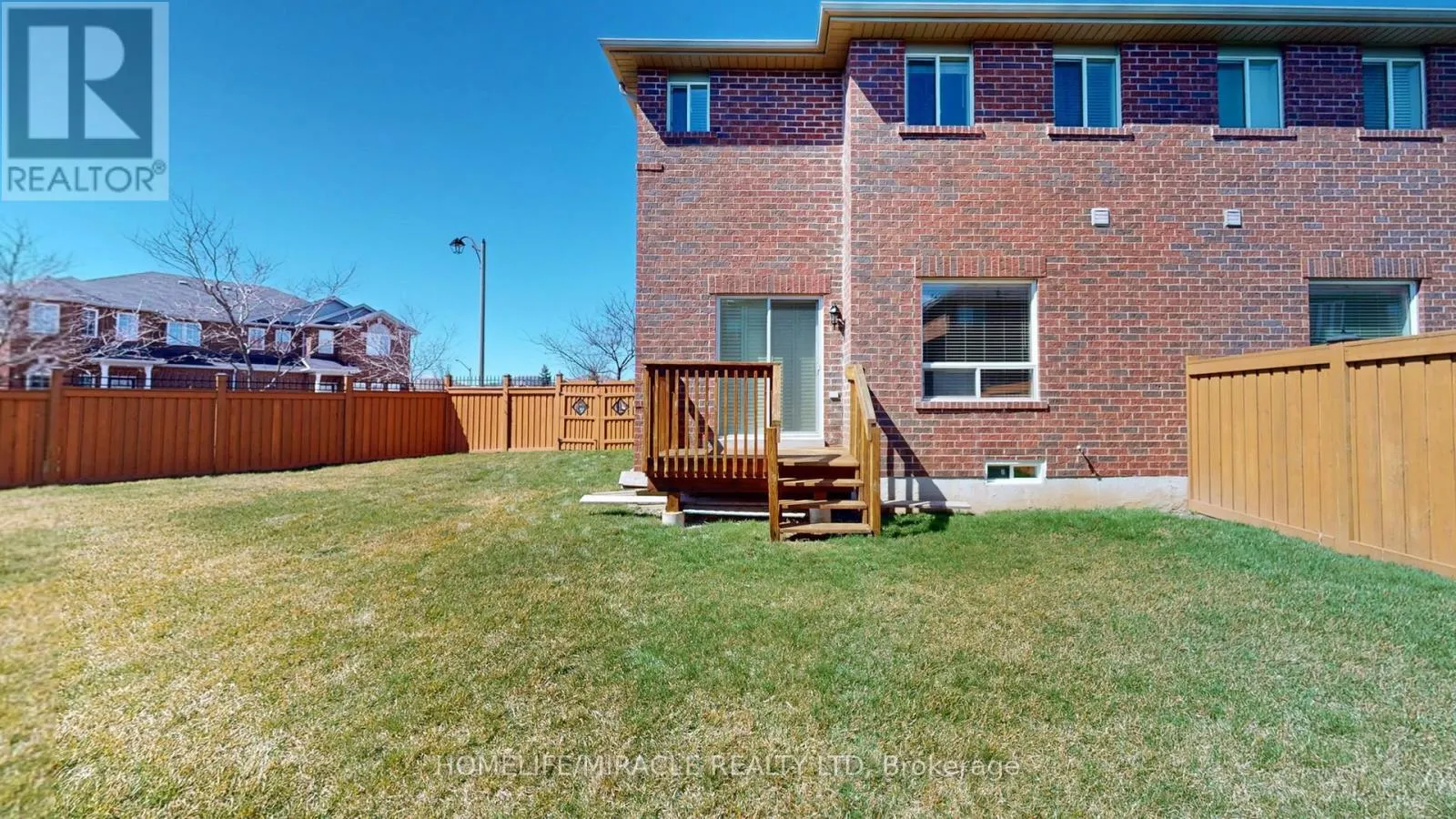 59 COMMODORE DRIVE