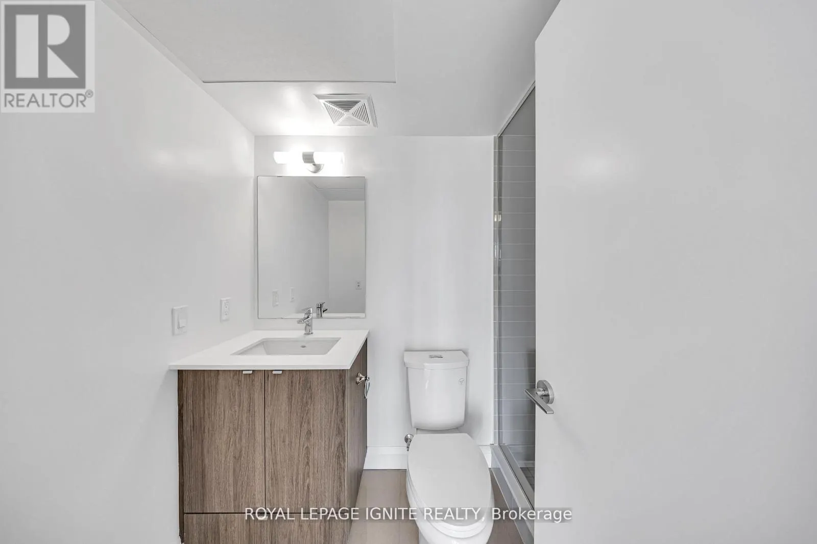 304 - 1461 LAWRENCE AVENUE W