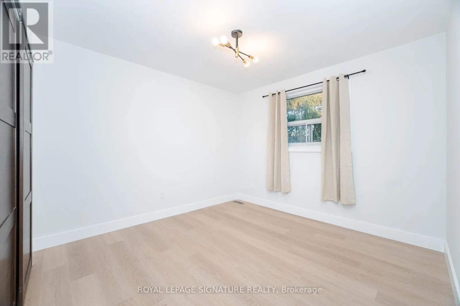 85 - 1055 SHAWNMARR ROAD