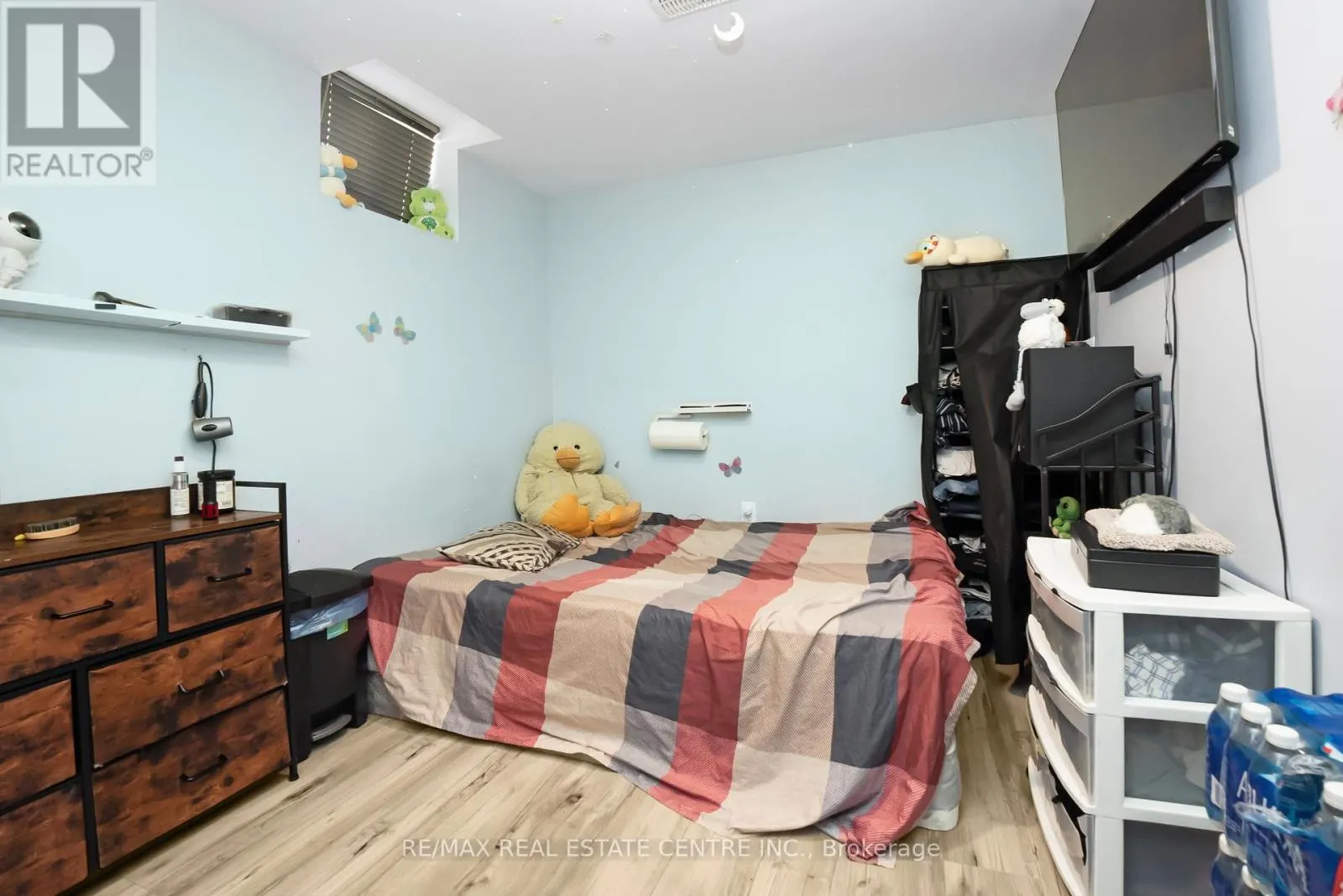 51 EBURY DRIVE