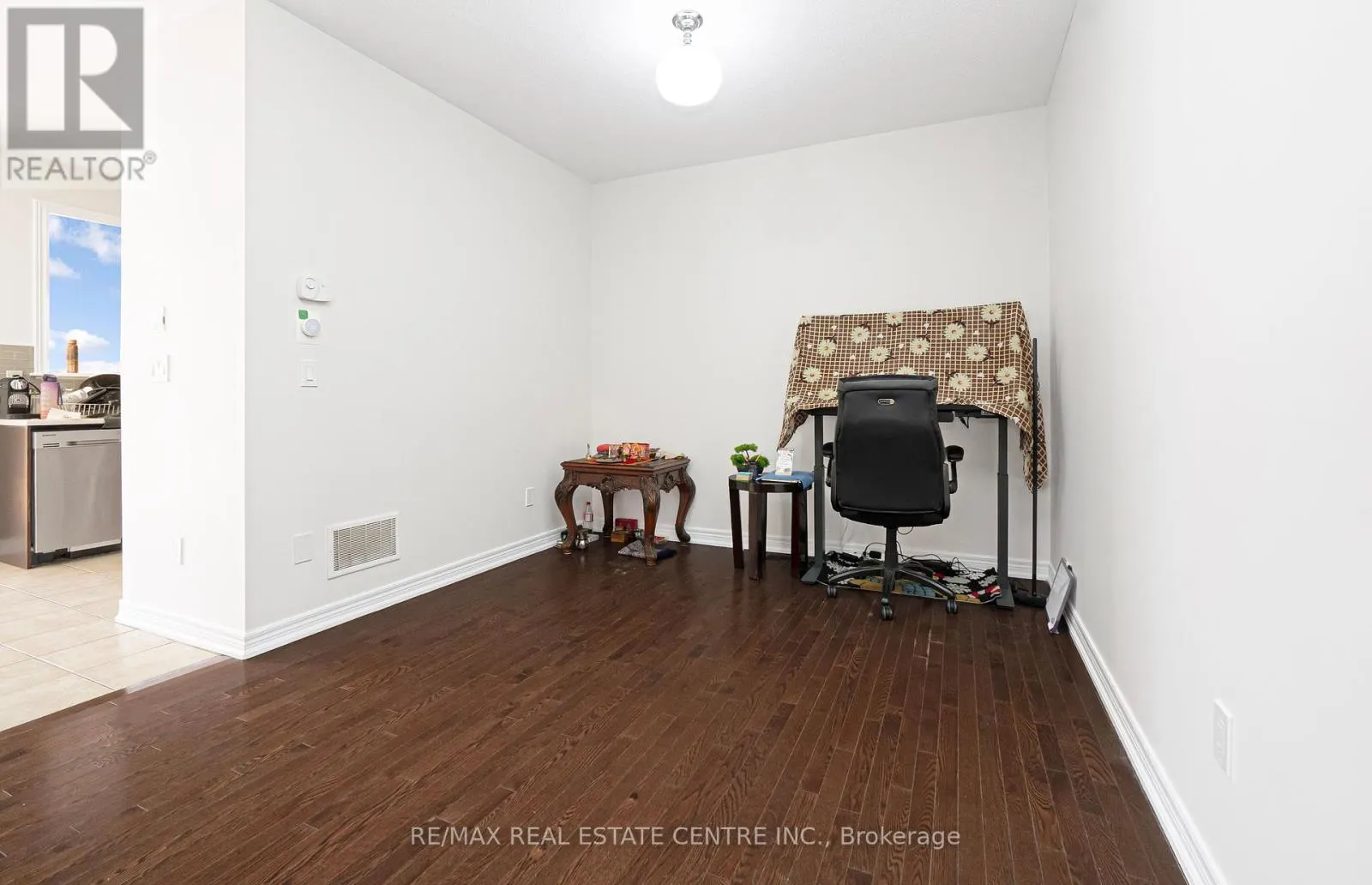 51 EBURY DRIVE