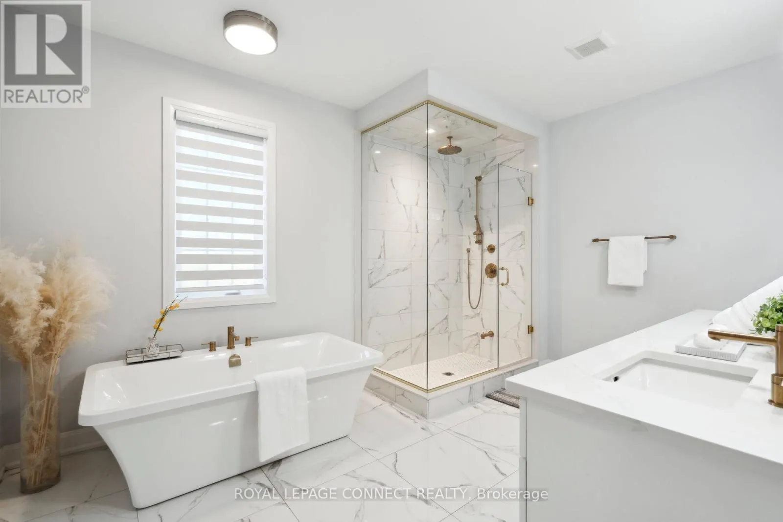 1428 FORD STRATHY CRESCENT