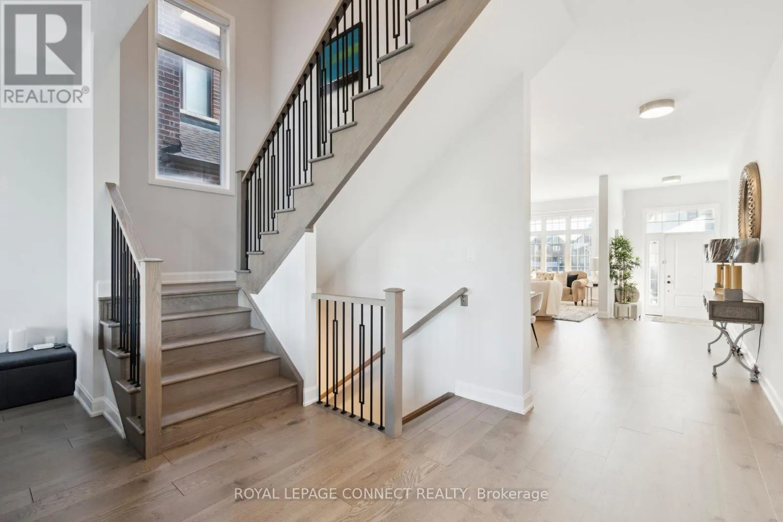 1428 FORD STRATHY CRESCENT