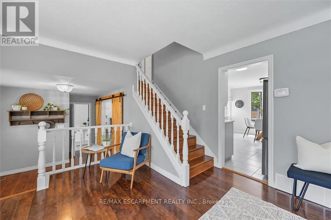 641 HOLT DRIVE