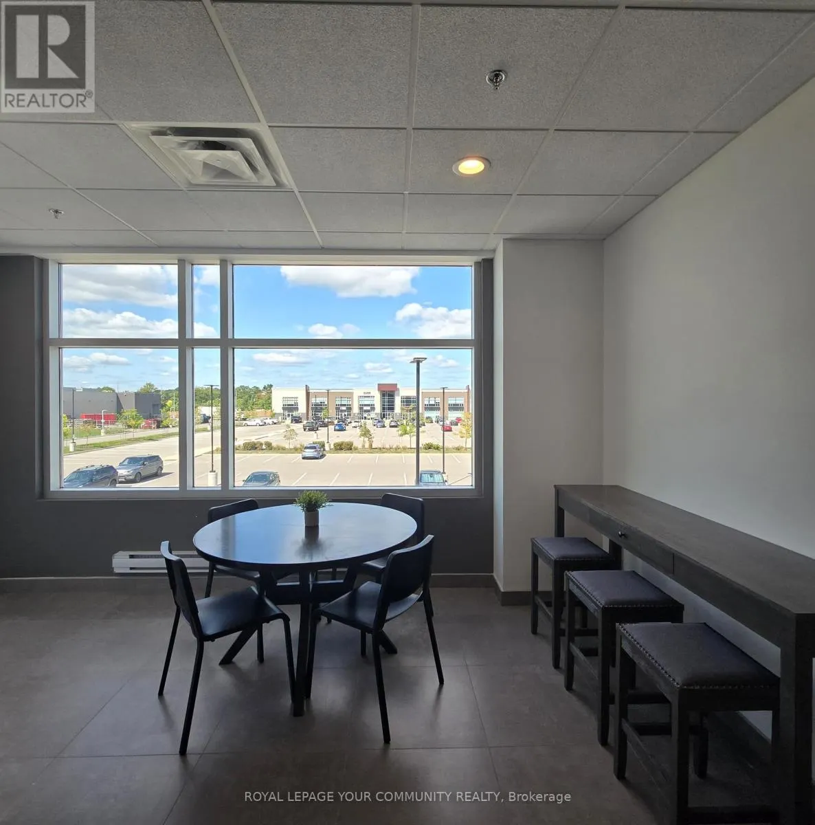 104 - 3495 REBECCA STREET
