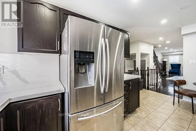 65 SPADINA ROAD