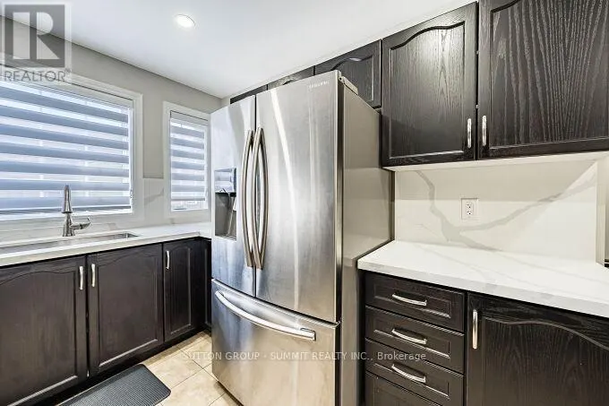 65 SPADINA ROAD