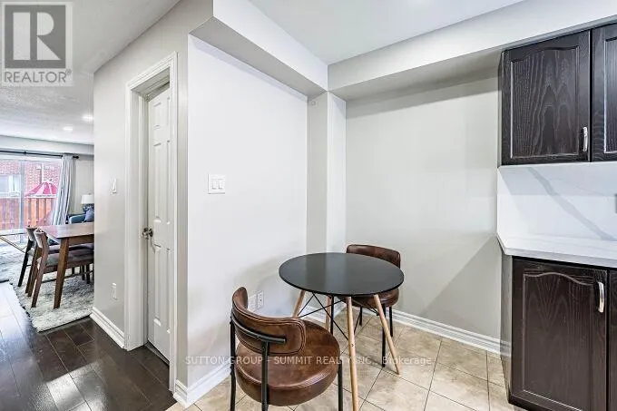 65 SPADINA ROAD