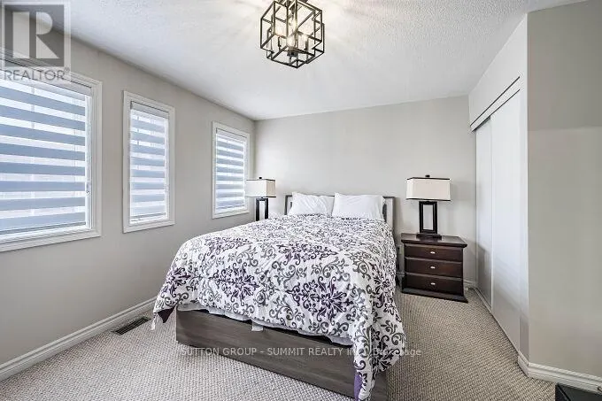 65 SPADINA ROAD