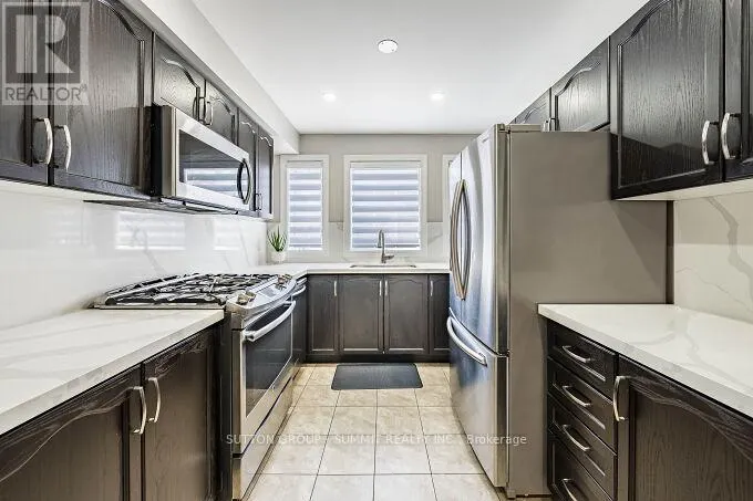 65 SPADINA ROAD